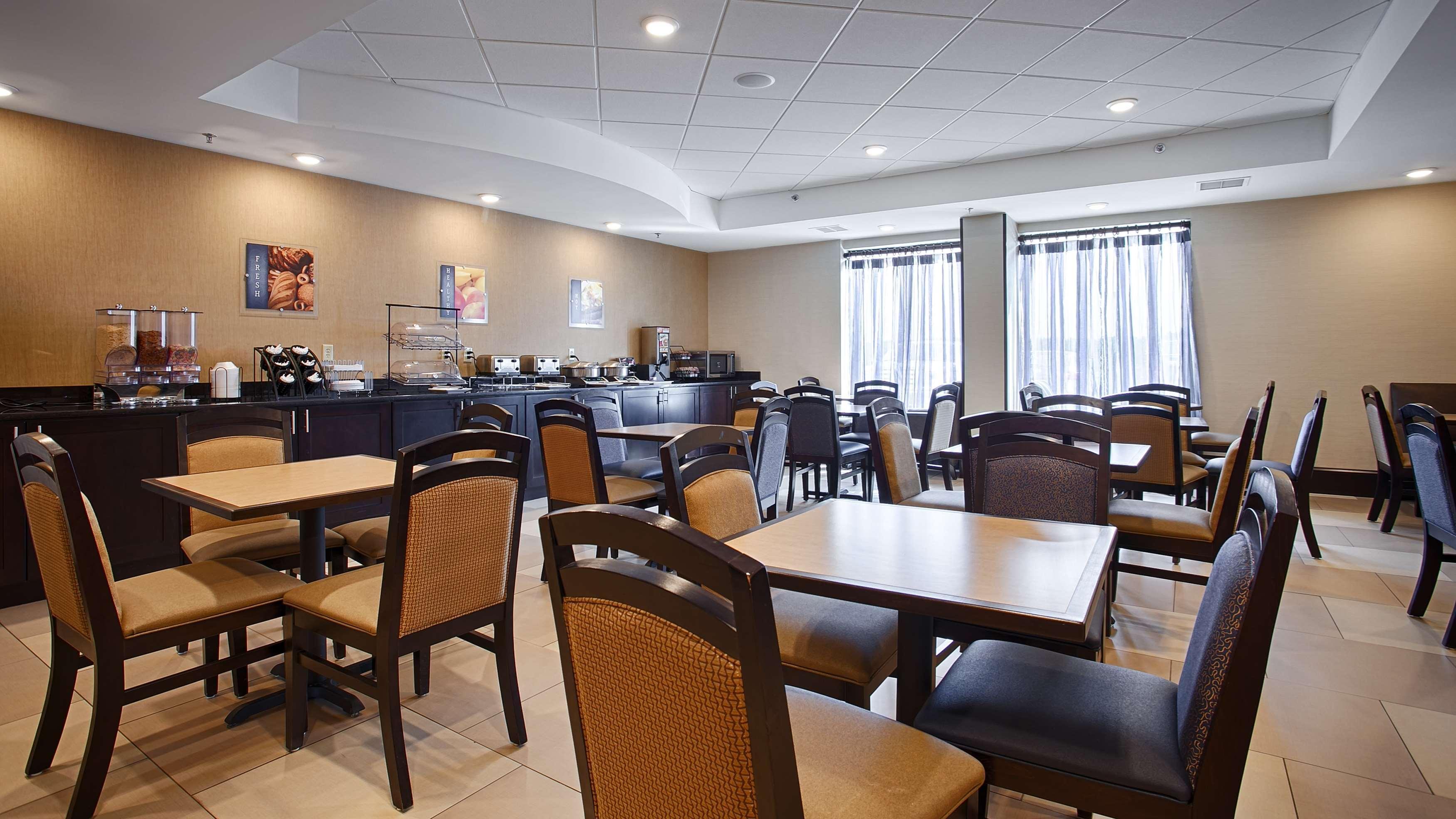Holiday Inn & Suites Columbia Northeast By Ihg Dentsville Exterior photo