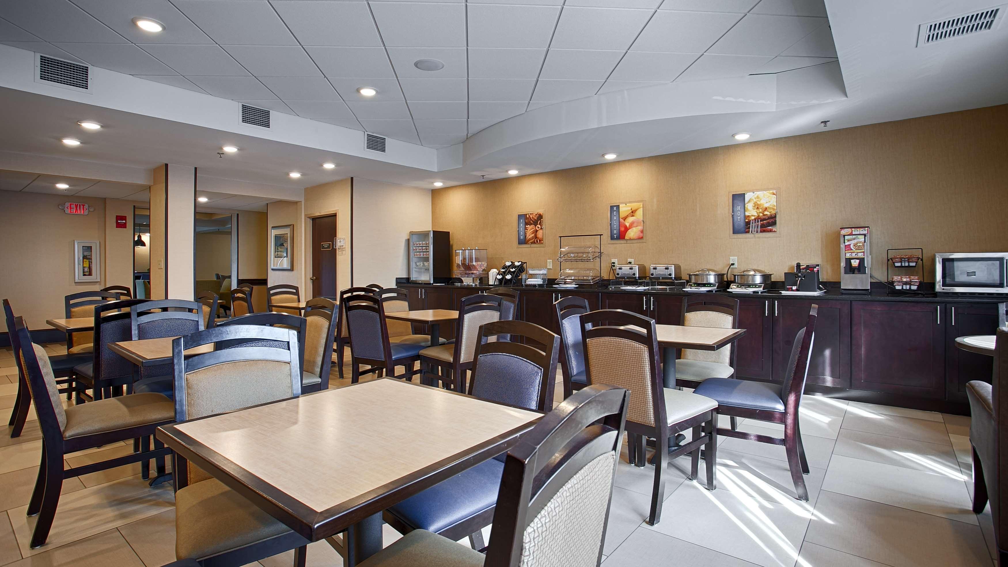 Holiday Inn & Suites Columbia Northeast By Ihg Dentsville Exterior photo
