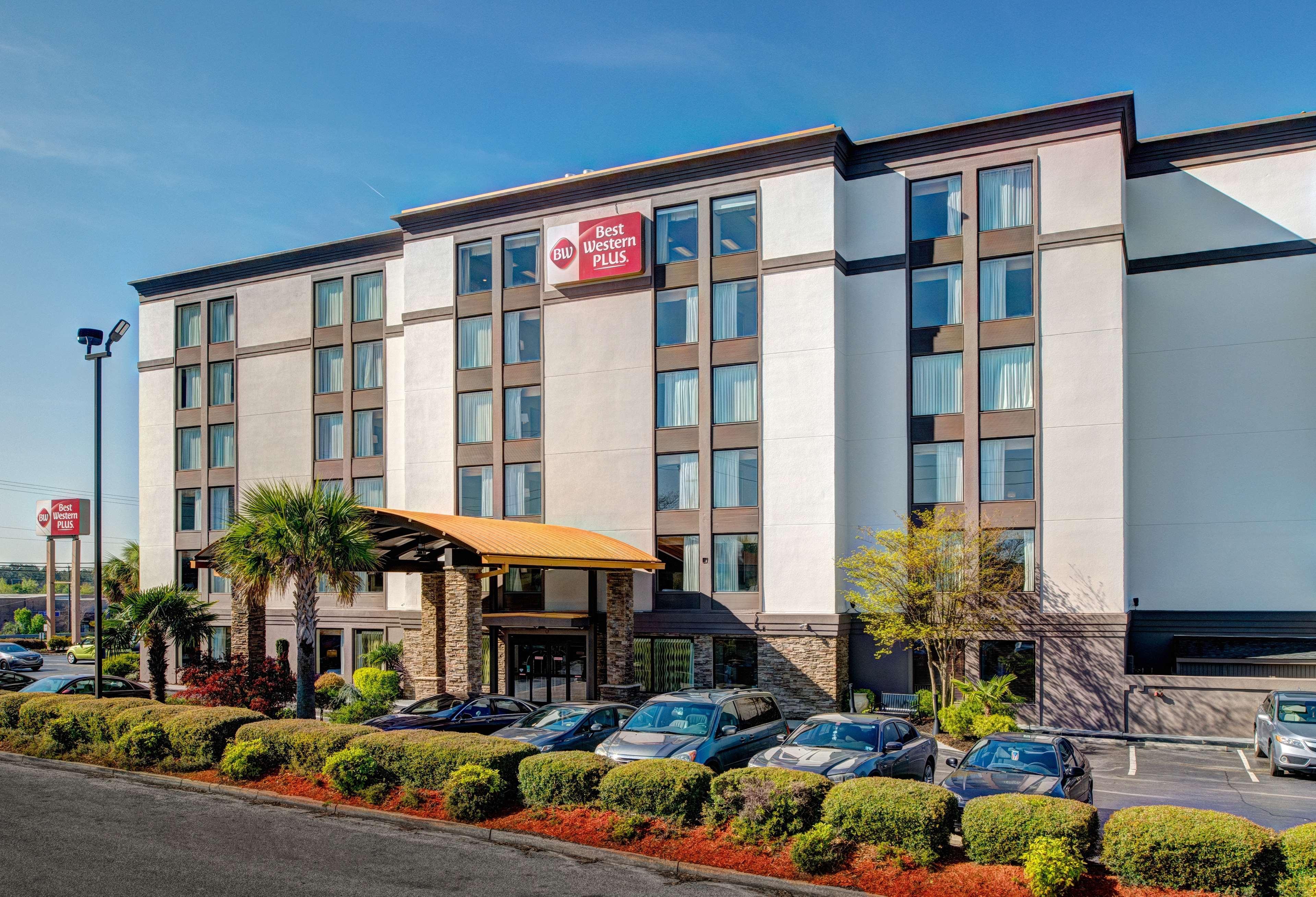 Holiday Inn & Suites Columbia Northeast, An Ihg Hotel Dentsville Exterior photo